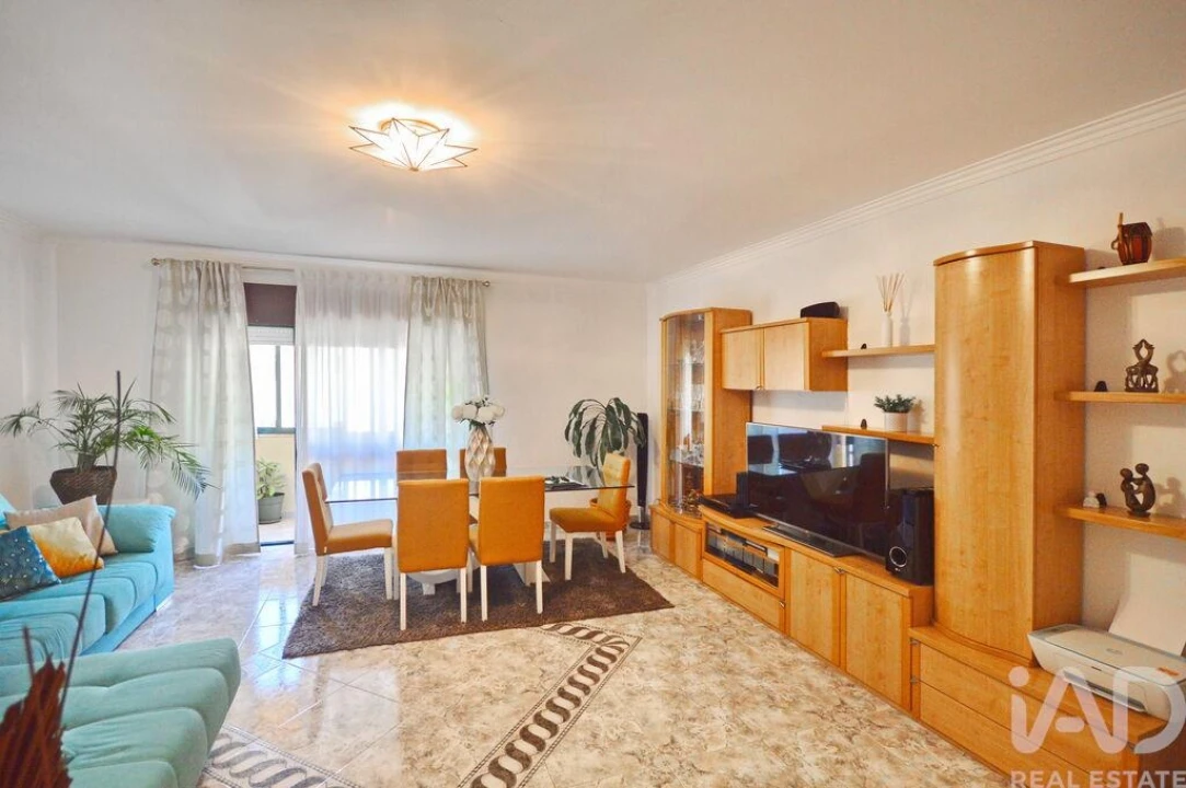 Apartamento T3 para Venda em União das Freguesias de Setúbal Foto 1