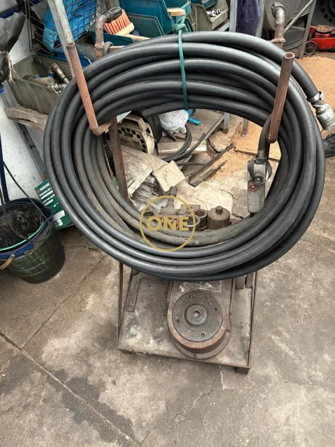 Armazém para Trespasse em Custóias, Leça do Balio e Guifões