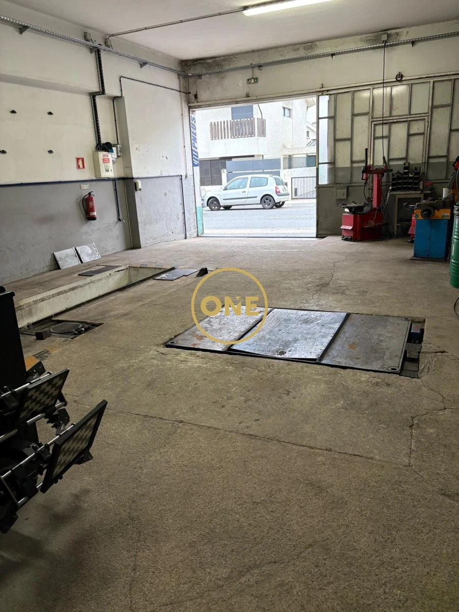 Armazém para Trespasse em Custóias, Leça do Balio e Guifões Foto 15