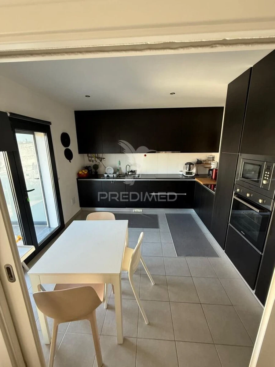 Apartamento T3 para Venda em Parceiros e Azoia Foto 2