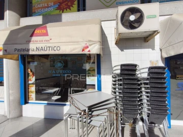 Loja para Venda em Ribeira de Nisa e Carreiras