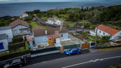 Moradia T2 para Venda em Lajes do Pico
