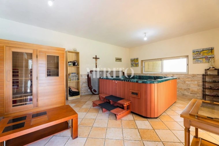 Quinta T5 para Venda em Cinfães Foto 32