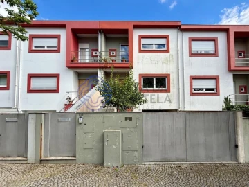 Moradia T3 para Venda em Arouca e Burgo