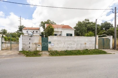 Moradia T2 para Venda em Palhais e Coina