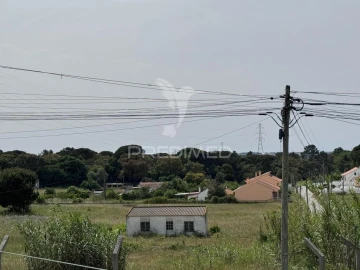 Moradia T2 para Venda em Palhais e Coina