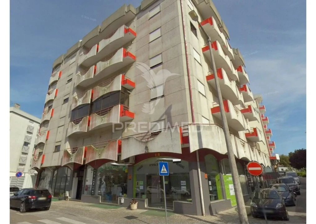 Apartamento T2 para Venda em Fatima Foto 1