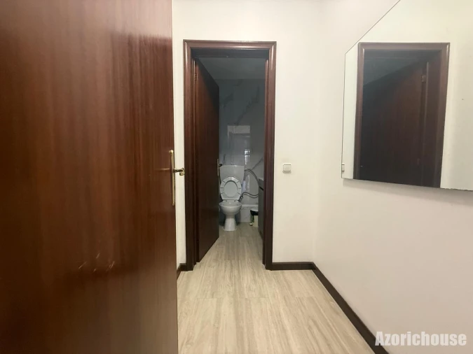 Escritório para Arrendamento em Ponta Delgada (São Sebastião) Foto 4