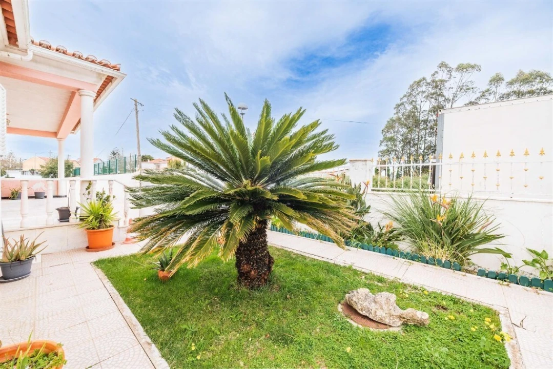 Moradia T4 para Venda em Rio de Mouro Foto 25