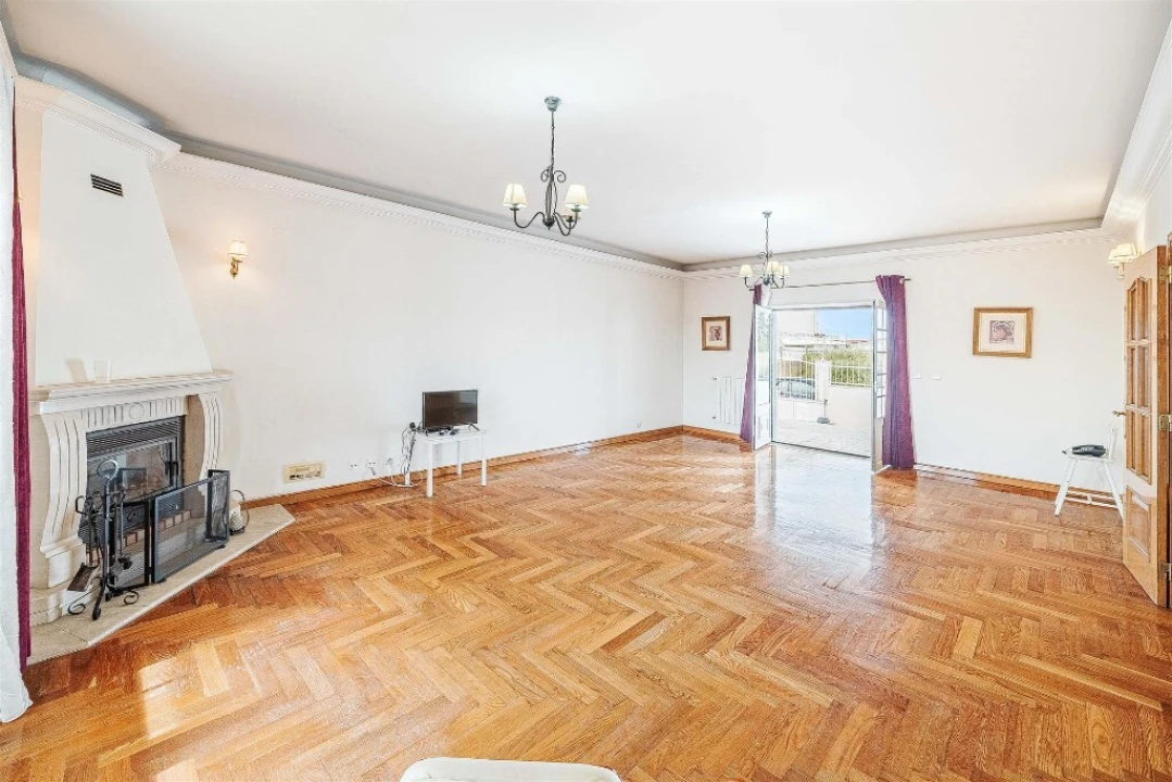 Moradia T4 para Venda em Rio de Mouro Foto 5