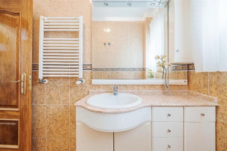 Moradia T4 para Venda em Rio de Mouro Foto 9