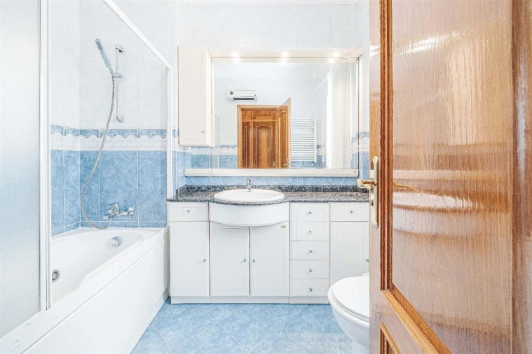 Moradia T4 para Venda em Rio de Mouro Foto 19