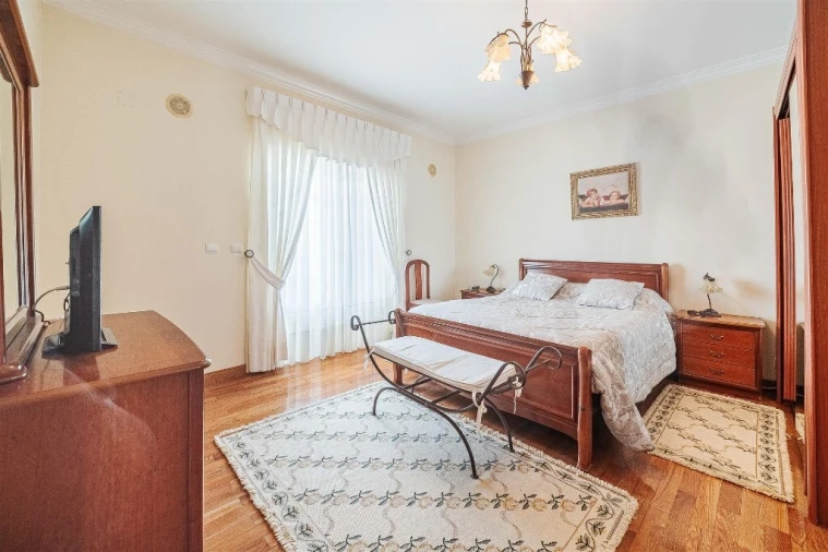 Moradia T4 para Venda em Rio de Mouro Foto 17