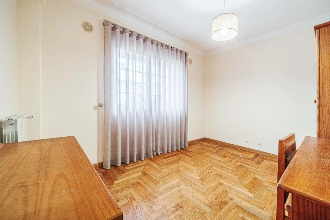 Moradia T4 para Venda em Rio de Mouro Foto 10