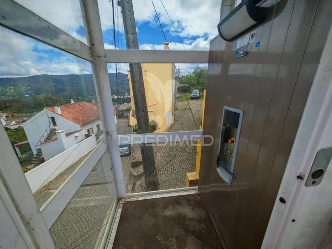 Moradia T3 para Venda em Monchique Foto 5