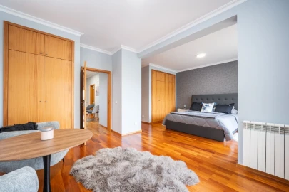 Moradia T5 para Venda em Cernache