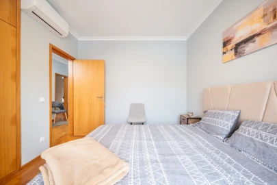 Moradia T5 para Venda em Cernache