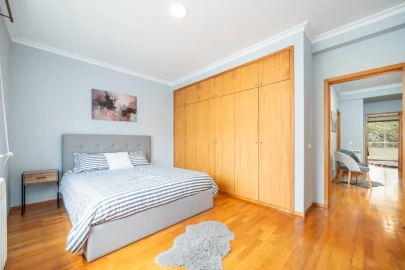 Moradia T5 para Venda em Cernache