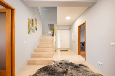 Moradia T5 para Venda em Cernache