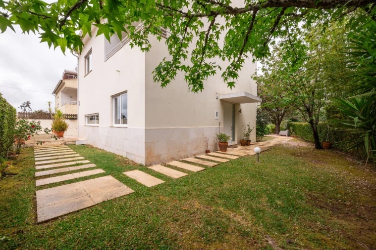 Moradia T5 para Venda em Cernache Foto 38