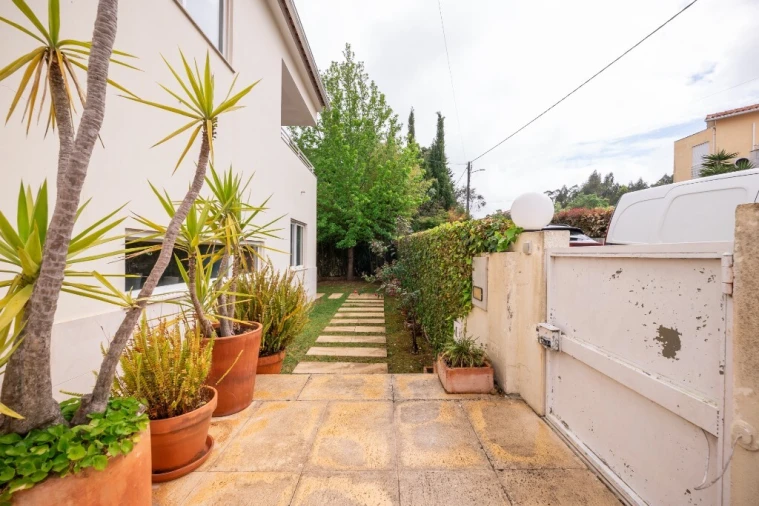 Moradia T5 para Venda em Cernache Foto 37