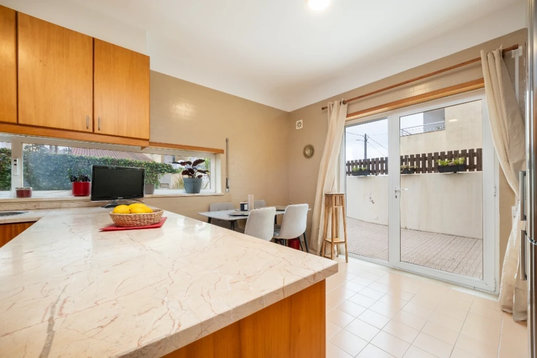 Moradia T5 para Venda em Cernache Foto 10