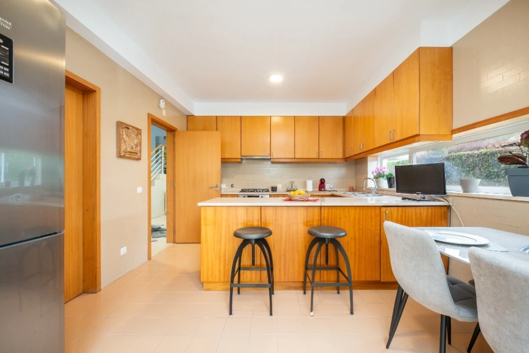 Moradia T5 para Venda em Cernache Foto 9