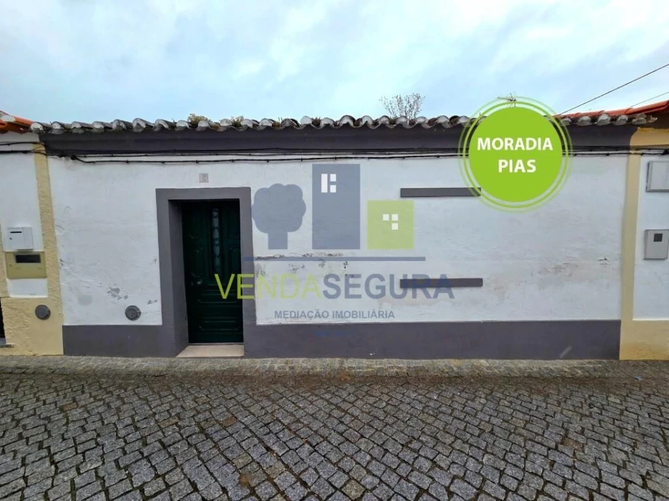 Moradia T1 para Venda em Pias Foto 1