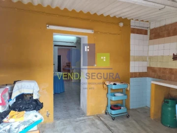 Moradia T1 para Venda em Pias