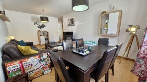 Apartamento T1 para Venda em Nossa Senhora do Pópulo, Coto e São Gregório