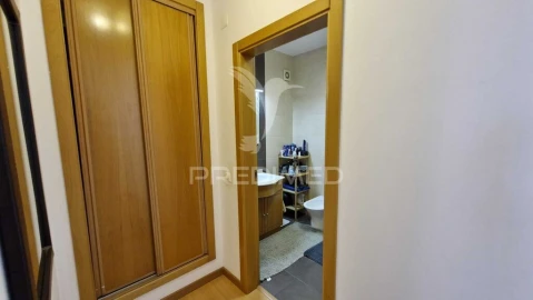 Apartamento T1 para Venda em Nossa Senhora do Pópulo, Coto e São Gregório