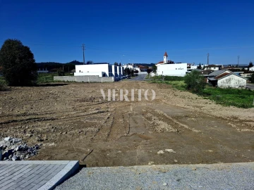 Terreno para Venda em Barcelos, V.Boa, V.Frescainha