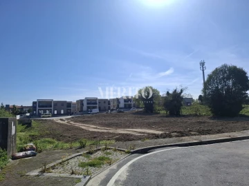 Terreno para Venda em Barcelos, V.Boa, V.Frescainha
