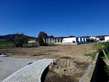 Terreno para Venda em Barcelos, V.Boa, V.Frescainha