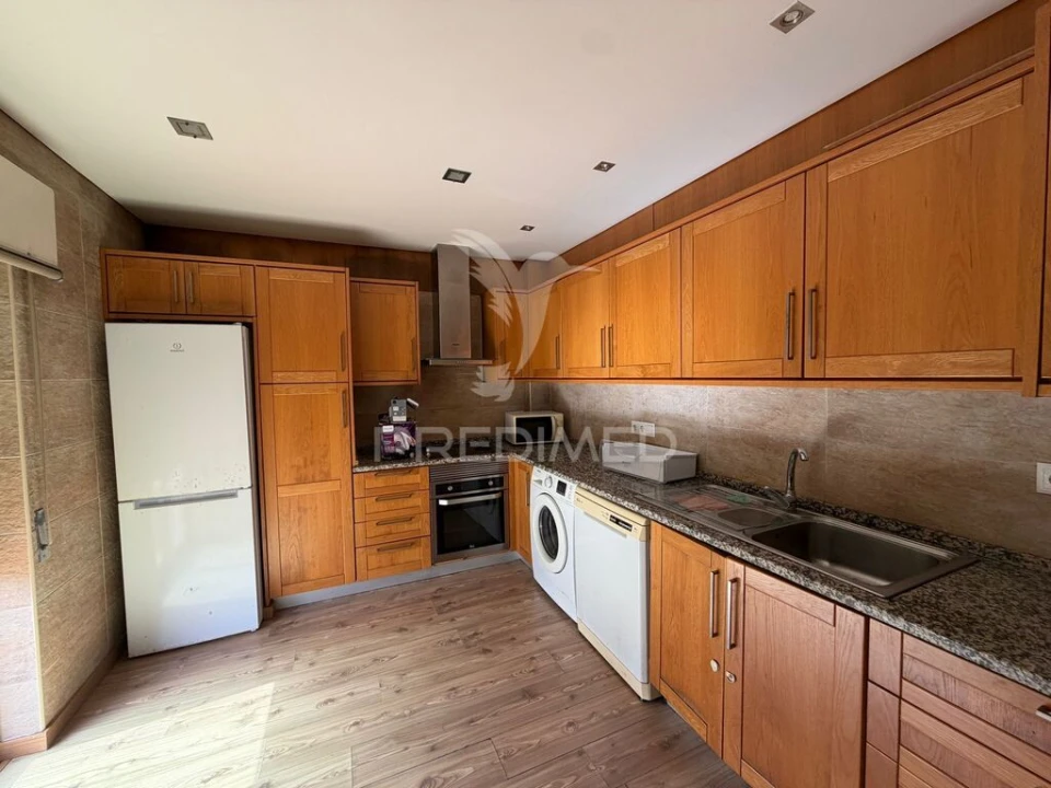 Apartamento T2 para Venda em Abrantes (São Vicente e São João) e Alferrarede Foto 2