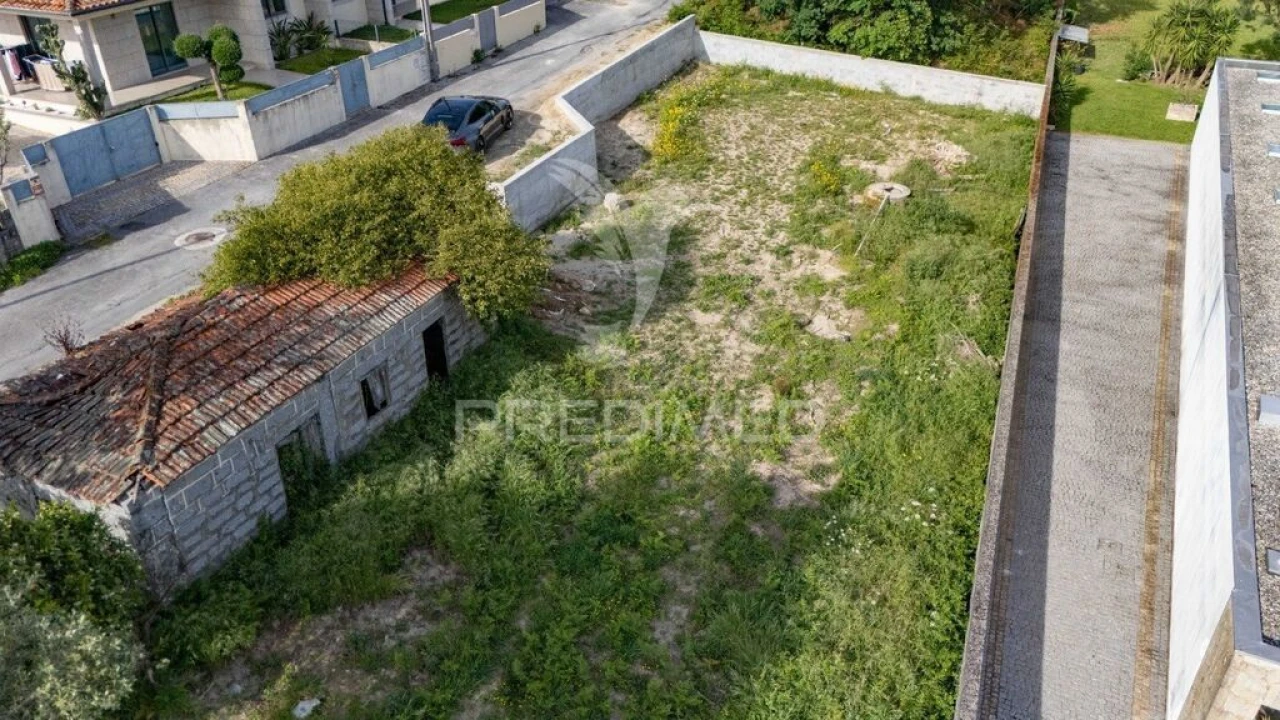 Terreno para Venda em Vila Verde e Barbudo Foto 18
