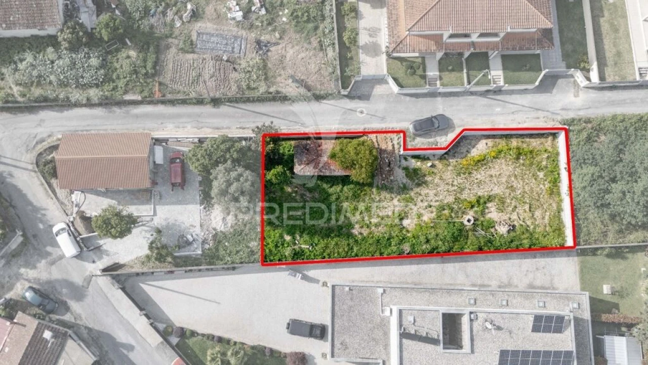 Terreno para Venda em Vila Verde e Barbudo Foto 2