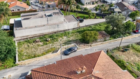 Terreno para Venda em Vila Verde e Barbudo