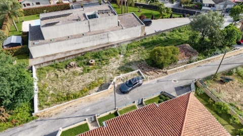 Terreno para Venda em Vila Verde e Barbudo