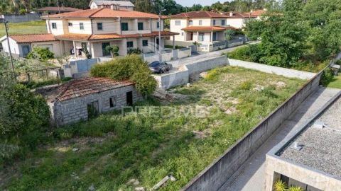 Terreno para Venda em Vila Verde e Barbudo