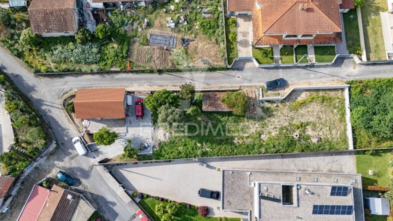 Terreno para Venda em Vila Verde e Barbudo Foto 8