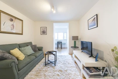 Apartamento T1 para Arrendamento em Santo António