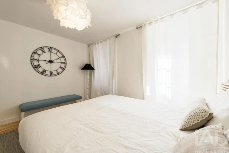 Apartamento T1 para Arrendamento em Santo António Foto 9