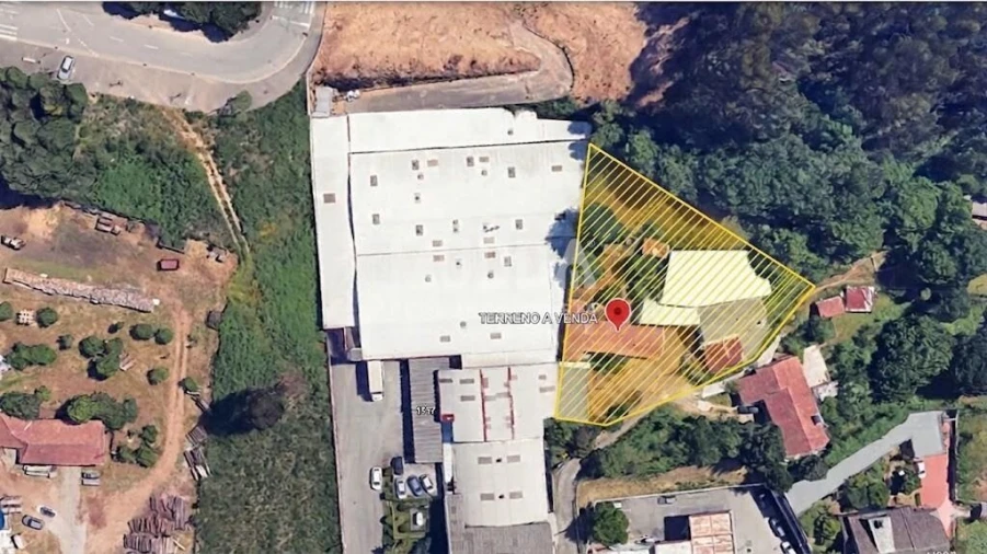 Terreno para Venda em São João da Madeira Foto 3