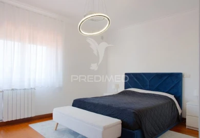 Moradia T4 para Venda em Além da Ribeira e Pedreira