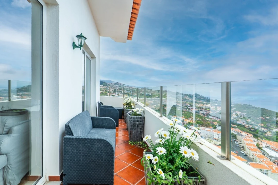 Apartamento T3 para Venda em Camara de Lobos Foto 40