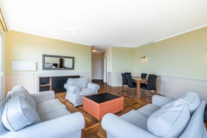 Apartamento T3 para Venda em Camara de Lobos