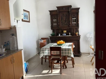 Moradia T2 para Venda em Querença, Tôr e Benafim