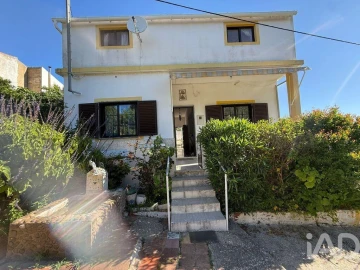 Moradia T2 para Venda em Querença, Tôr e Benafim