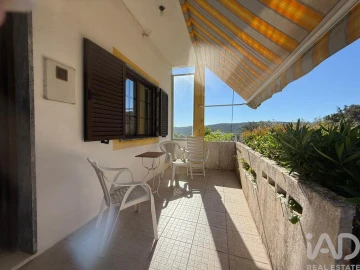 Moradia T2 para Venda em Querença, Tôr e Benafim